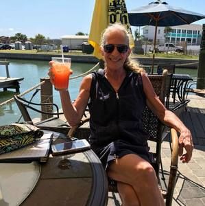 Meet your Posher, Joanne